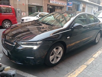 Opel Insignia 2021 · fotografía 1 de 19
